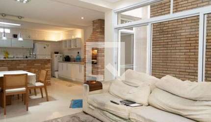 Casa à Venda - Rudge Ramos, 3 Quartos,  180 m2