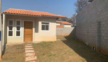 Casa a venda em Condomínio fechado bairro Jardim dos Reis em Sorocaba