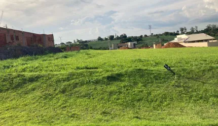 Terreno a veda em Condomínio