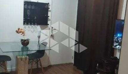 Alugo Apartamento 46m² 2 Dormitórios 1 Vaga de Garagem em Parque Ipê SP