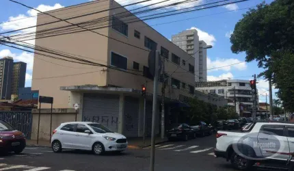 Apartamento com 3 dormitórios à venda, 106 m² por R$ 300.000,00 - Centro - Ribeirão Preto/SP