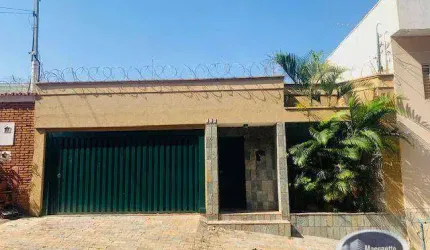 Casa com 4 dormitórios à venda, 293 m² por R$ 720.000,00 - Jardim Macedo - Ribeirão Preto/SP