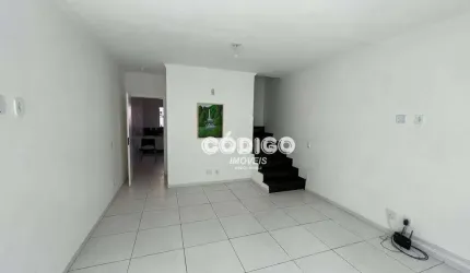 Sobrado com 3 dormitórios para alugar, 200 m² por R$ 5.002,00/mês - Vila Paulicéia - São Paulo/SP