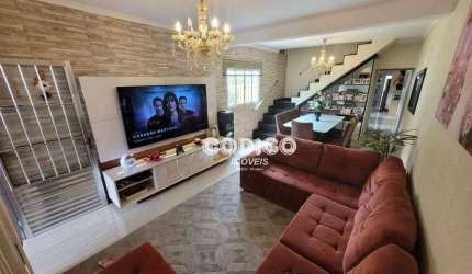 Sobrado com 3 dormitórios à venda, 300 m² por R$ 795.000,00 - Vila Carmela I - Guarulhos/SP