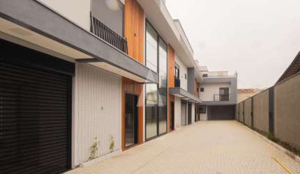 Casa com 3 quartos à venda na Rua Pio XII, --, Bom Retiro, Joinville, 156 m2 por R$ 799.000