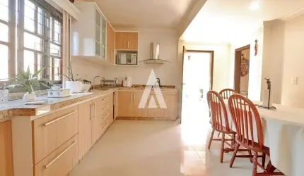 Casa com 4 quartos à venda na Vidal Ramos, --, Guanabara, Joinville, 182 m2 por R$ 750.000
