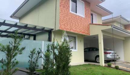 Casa em condomínio fechado com 3 quartos à venda na Rua Itajubá, --, Bom Retiro, Joinville, 187 m2 por R$ 1.300.000