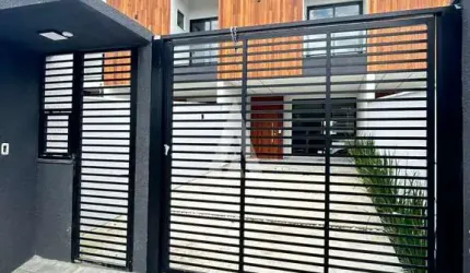 Casa com 3 quartos à venda na Rua Presidente Kennedy, --, Iririú, Joinville, 104 m2 por R$ 585.000