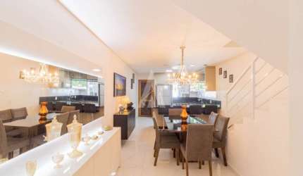 Casa em condomínio fechado com 3 quartos à venda na Rua Rodolfo Plotow, --, Costa e Silva, Joinville, 101 m2 por R$ 705.000
