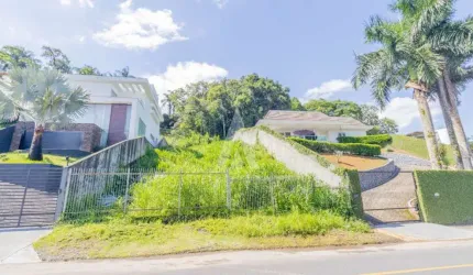 Terreno à venda na Rua José Boiteux, --, Glória, Joinville por R$ 900.000