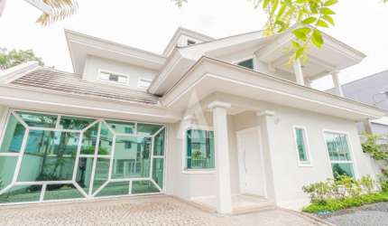 Casa com 3 quartos à venda na Rua Frontin, --, Jardim Iririú, Joinville, 325 m2 por R$ 1.400.000