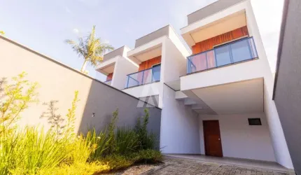 Casa com 3 quartos à venda na Rua Augusto Siedschlag, --, Santo Antônio, Joinville, 120 m2 por R$ 670.000