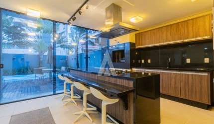 Apartamento com 3 quartos à venda na Rua Ituporanga, --, Bom Retiro, Joinville por R$ 595.000