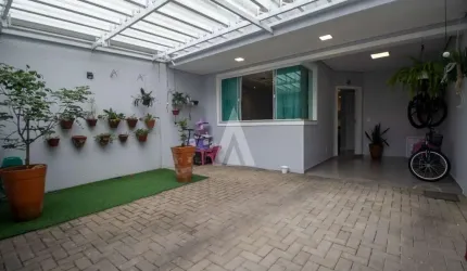 Casa com 3 quartos à venda na Rua Bernardo Ziemer, --, Glória, Joinville, 135 m2 por R$ 840.000