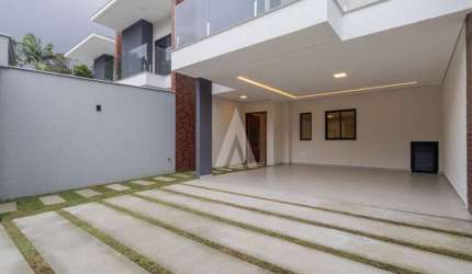 Casa com 3 quartos à venda na Rua Recreativa Antárctica, --, América, Joinville, 192 m2 por R$ 1.479.000