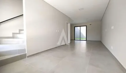 Casa com 3 quartos à venda na Rua Otávio Rosa Filho, --, Bom Retiro, Joinville, 144 m2 por R$ 890.000