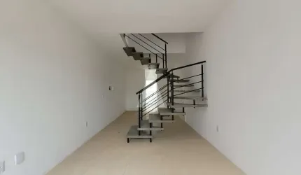 Casa com 2 quartos à venda na Rua Corcovado, --, Glória, Joinville, 69 m2 por R$ 300.000