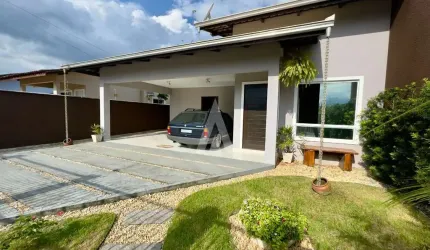 Casa com 3 quartos à venda na Rua Arlindo Correa, --, Vila Nova, Joinville, 150 m2 por R$ 799.000