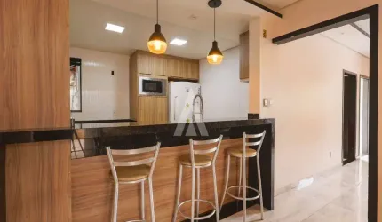 Casa com 4 quartos à venda na Rua Arnaldo Moreira Douat, --, Floresta, Joinville, 164 m2 por R$ 980.000