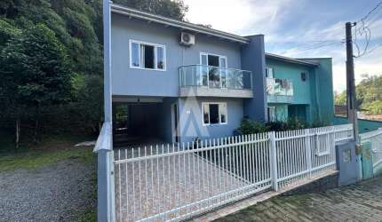 Casa com 4 quartos à venda na Servidão José Rocha Filho, --, Pirabeiraba, Joinville, 129 m2 por R$ 650.000