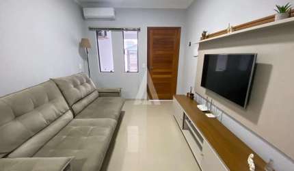 Casa com 2 quartos à venda na Rua Ibicaré, --, Comasa, Joinville, 87 m2 por R$ 398.000