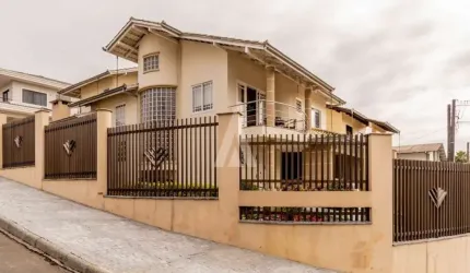 Casa com 4 quartos à venda na Rua João José Clemente, --, Costa e Silva, Joinville, 266 m2 por R$ 1.225.000