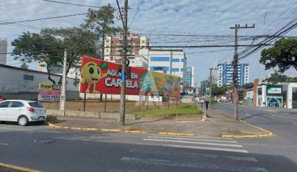Terreno à venda na Rua Blumenau, --, América, Joinville por R$ 9.670.000