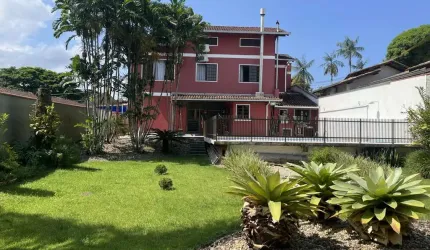 Casa para Venda em Joinville, Bom Retiro, 2 dormitórios, 1 suíte, 3 banheiros, 3 vagas