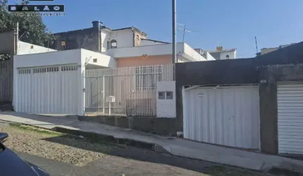 Casa com 3 quartos à venda na Alto Guandu, 467, São Paulo, Belo Horizonte por R$ 580.000