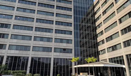 Sala Comercial para locação na Chácara Santo Antônio.