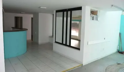 Sobrado em Vila Gomes Cardim, 450m², 5 dormitórios