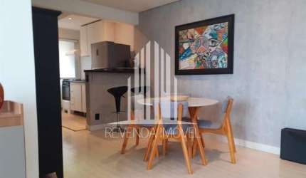 Apartamento para locação em Pinheiros, São Paulo-SP: 2 quartos, 1 suíte, 2 banheiros, 2 vagas de garagem, 60m² de área.