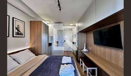 Apartamento à venda - Chácara Santo Antonio, 19174m2