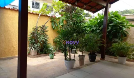 Casa com 2 dormitórios à venda, 360 m² por R$ 850.000,00 - Colubande - São Gonçalo/RJ