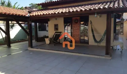 Casa com 3 quartos (2 suítes), piscina, 3 vagas à venda, 240 m² por R$ 880.000 - Itaipu - Niterói/RJ