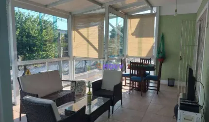 Casa 4 quartos com 2 suítes