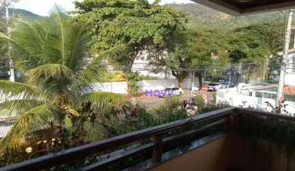 Excelente casa com ótima localização