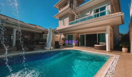 Casa com 4 quartos para venda no Bairro de Camboinhas