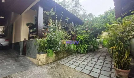 Casa com 3 dormitórios à venda, 133 m² por R$ 530.000,00 - Santa Rosa - Niterói/RJ