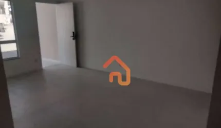 Casa duplex em condomínio 3 qts com 2 vagas e lazer