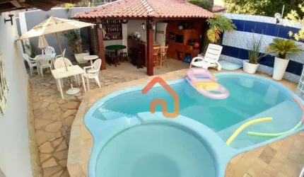 Casa de 3 quartos, 2 suítes, piscina e 3 vagas de garagem à venda, 260 m², por R$ 895.000 - Maravista - Niterói/RJ