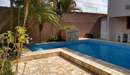 SOBRADO 3 QUARTOS SUÍTE  PISCINA E CHURRASQUEIRA 300 M MAR   ITANHAÉM SP