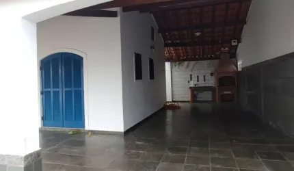 CASA 3 SUÍTES  CHURRASQUEIRA  JARDIM  550 M DA PRAIA  ITANHAÉM SP