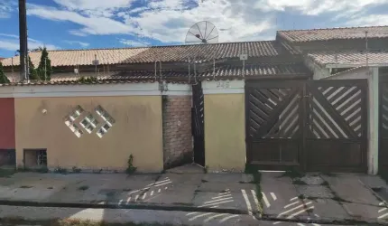 CASA 2 QUARTOS   SUÍTE  LOCAL PRIVILEGIADO  APENAS 200 M MAR   ITANHAÉM SP