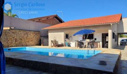 CASA NA PRAIA A 100M DO MAR 5 QUARTOS  REGIÃO NOBRE ITANHAÉM SP