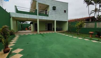 SOBRADO EM TERRENO INTEIRO - 2 SUITES AMPLA SACADA! ITANHAÉM/SP