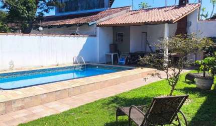 CASA MOBILIADA  3 QUARTOS PISCINA CHURRASQUEIRA 100 M DO MAR ITANHAÉM SP