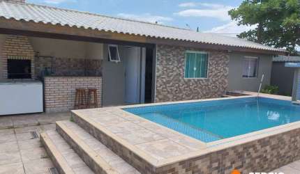 CASA NA PRAIA EM LOTE INTEIRO 250M²! PISCINA E CHURRAQUEIRA - 200M DO MAR!