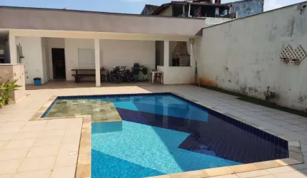 CASA 4 QUARTOS 2 SUÍTES PISCINA E GOURMET  200 M MAR ITANHAÉM/SP