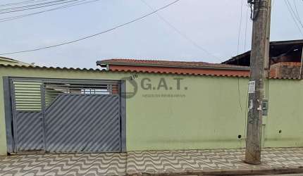CASA À VENDA NO JD. SÃO LOURENZO - SOROCABA/SP